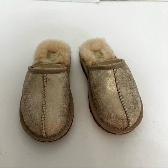 UGG Kids' Keegan Metallic UGGplush Faux Fur Lined Slipper - New In Box - Picture 8 of 16